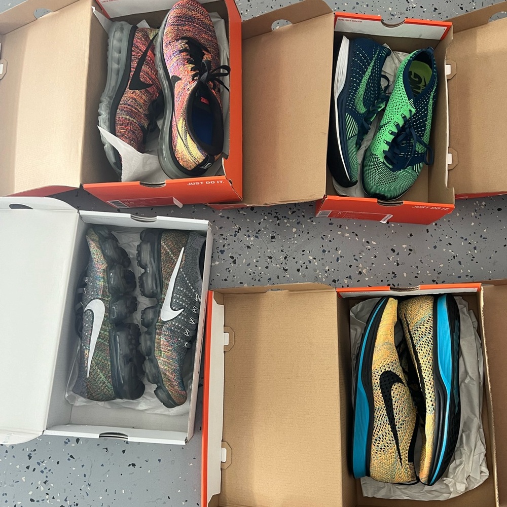 Nike Flyknit Racers - Picture 2 of 9